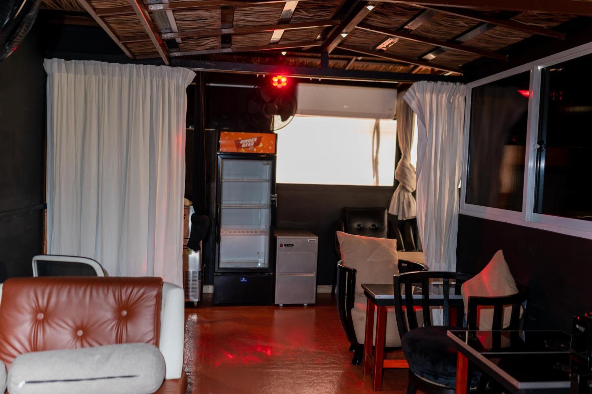מאלה Zan Lodge מראה חיצוני תמונה